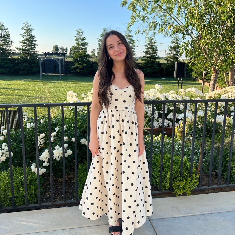 Meet your Posher, Isabella